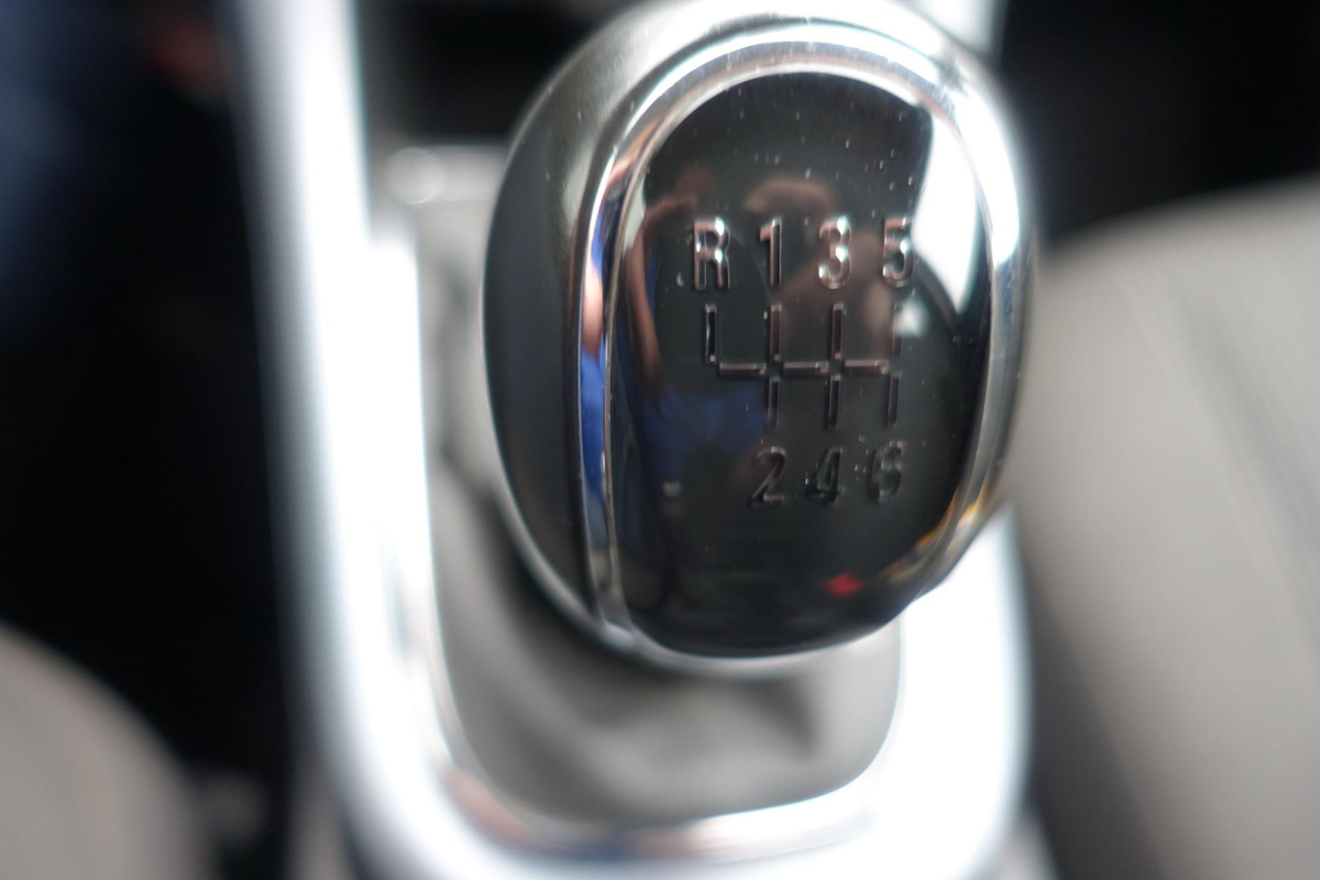 38418457-20.jpg