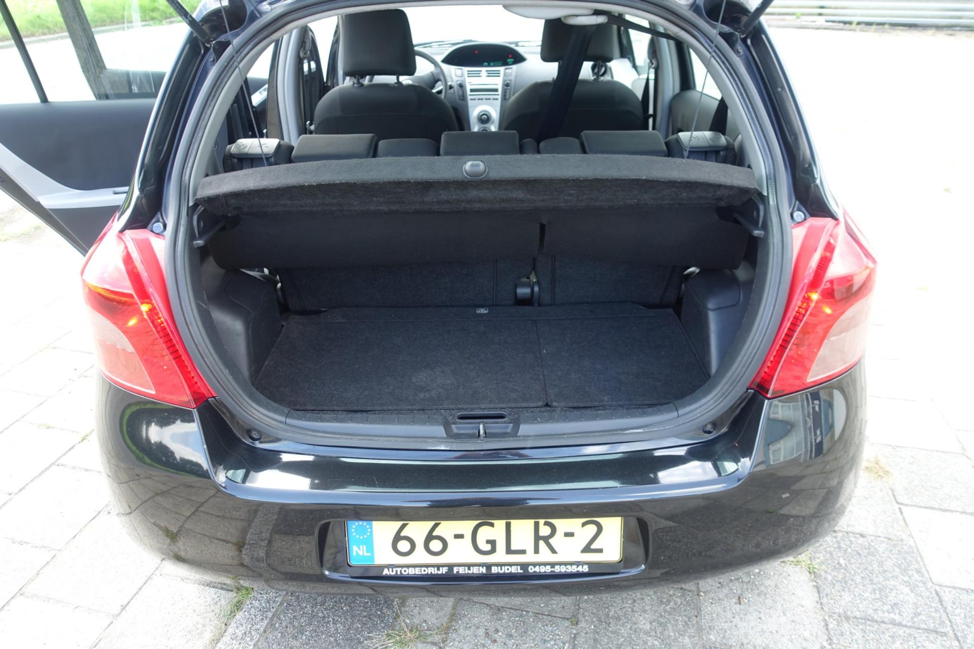 39864526-10.jpg