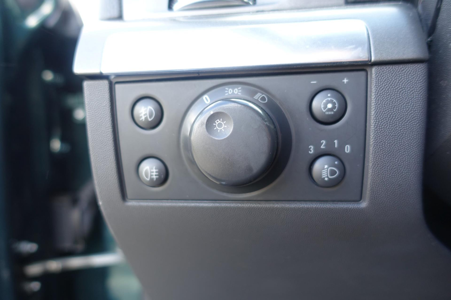 47333526-11.jpg