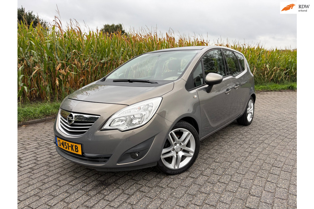 56689999